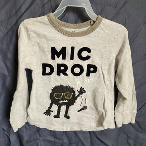 OshKosh B'gosh Gray Long Sleeve Tee with Black Graphic